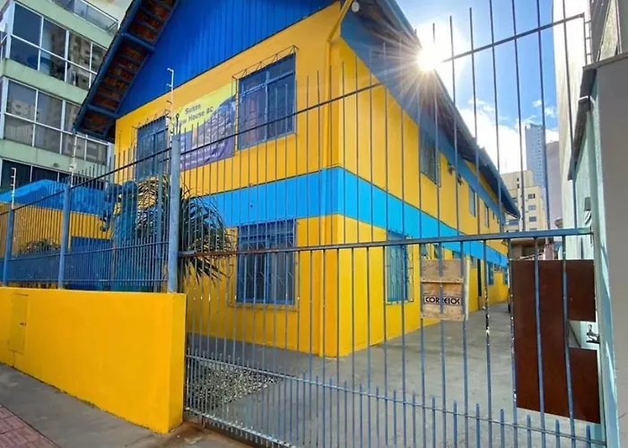 Suites Yellow House Bc
