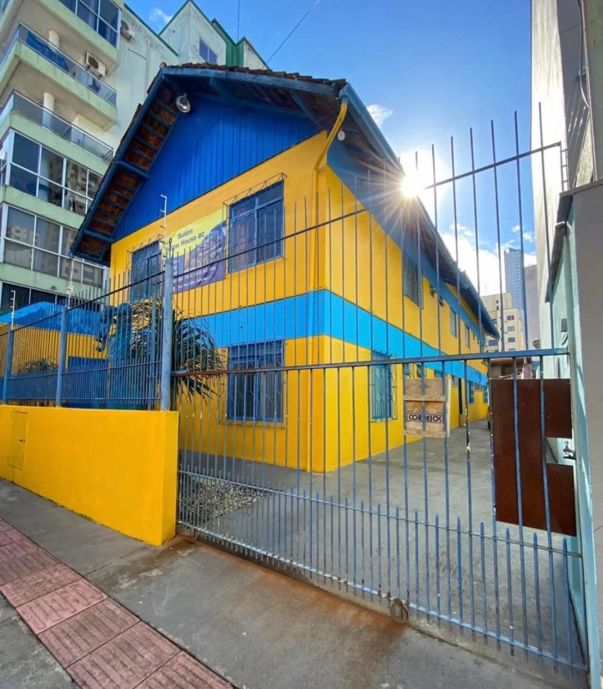 Yellow House Bc * Balneario Camboriu